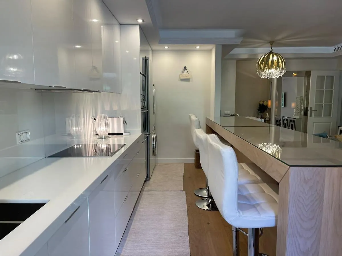 Marbella Playa Residencial Con Piscina Apartment 0*,  Spain